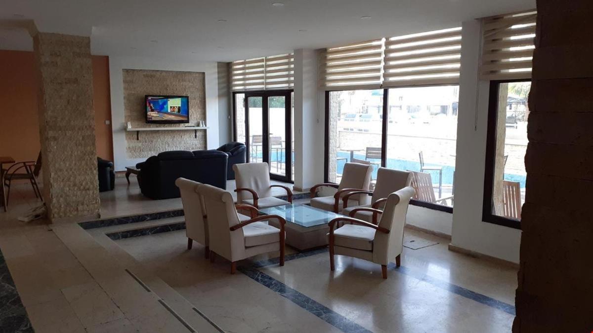 Eliba Otel Çeşme Exterior foto